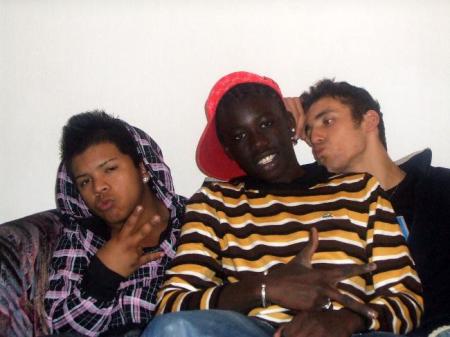mon frere est mes ami
